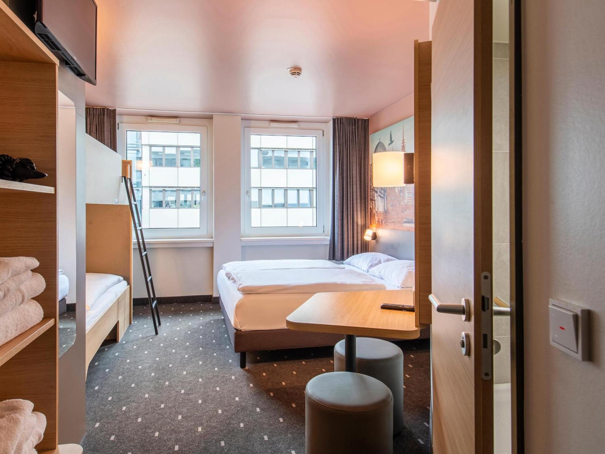 B&B Hotel Nuernberg-Hbf Eksteriør bilde