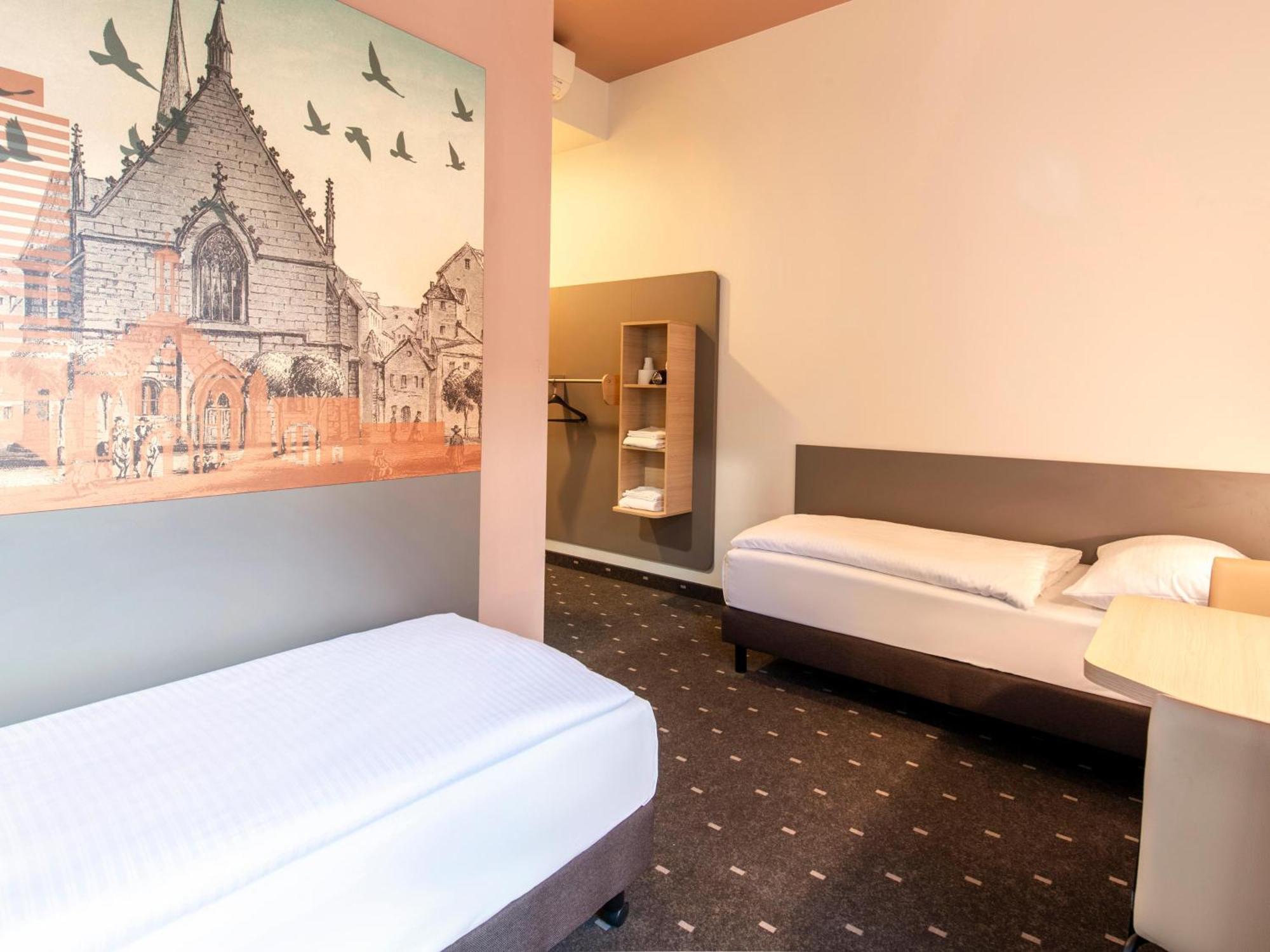 B&B Hotel Nuernberg-Hbf Eksteriør bilde